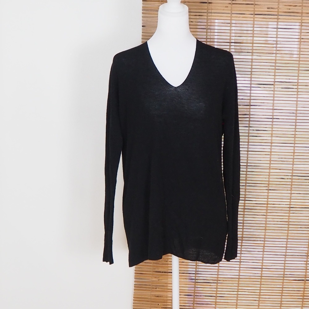 vince Wool Cashmere Blend Lightweight Sweater Sz XS V Neck Pullover Capsule